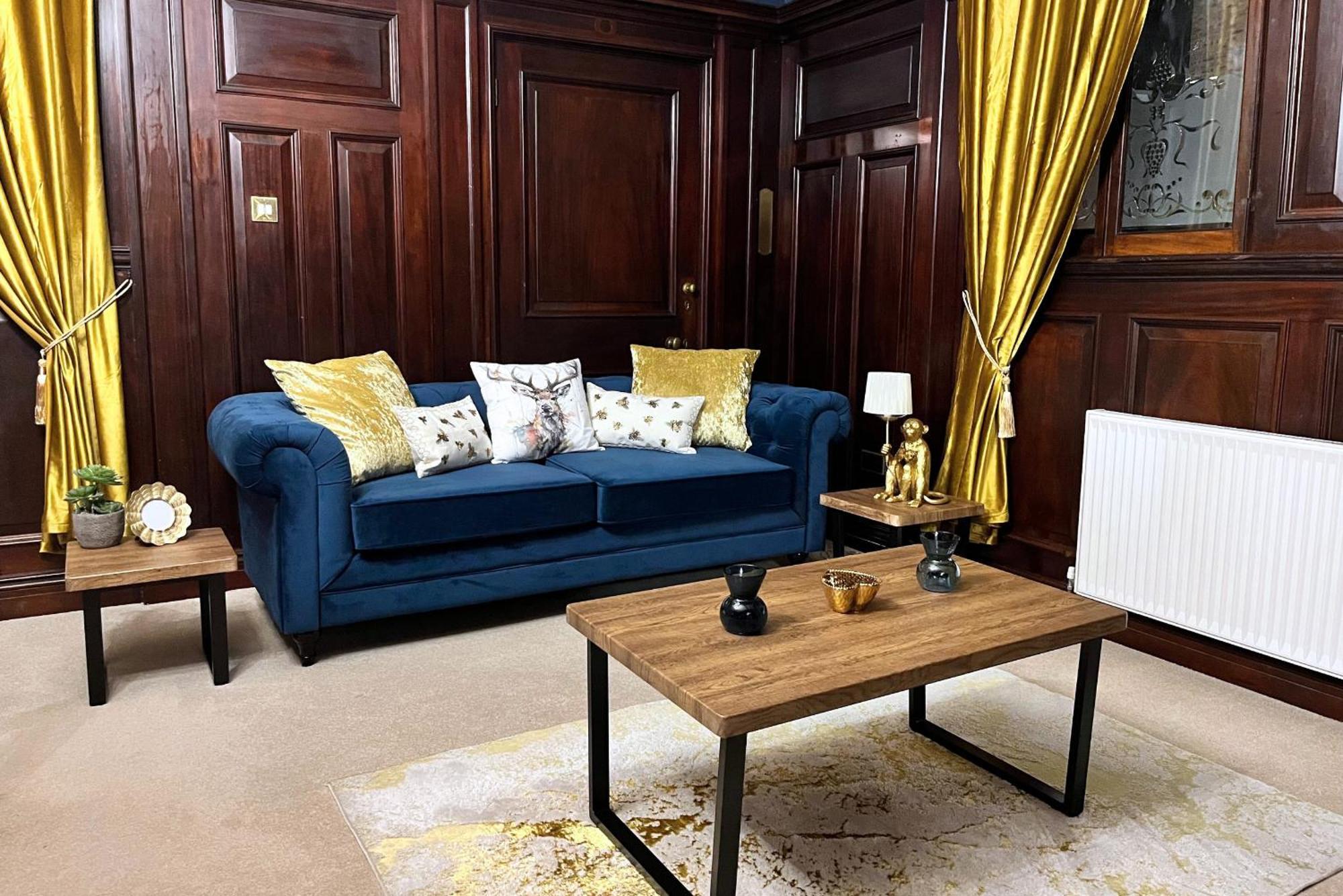 The Old Brewery Boardroom - Winchester City Centre - Unique Property - Free Parking - Sleeps 6 - By Xplus Stays Eksteriør billede